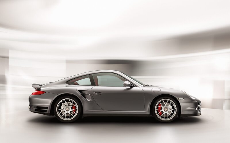 silver porsche 911 turbo