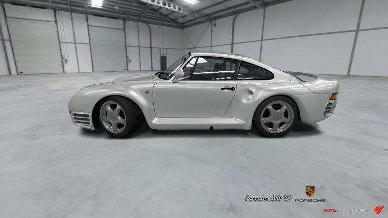 Silver Porsche 959 — White, Neutral