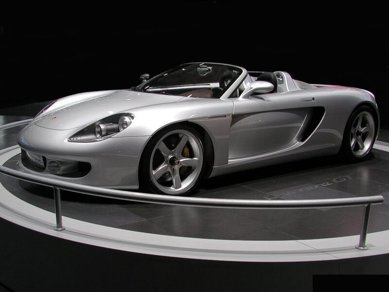Silver Porsche Carrera GT