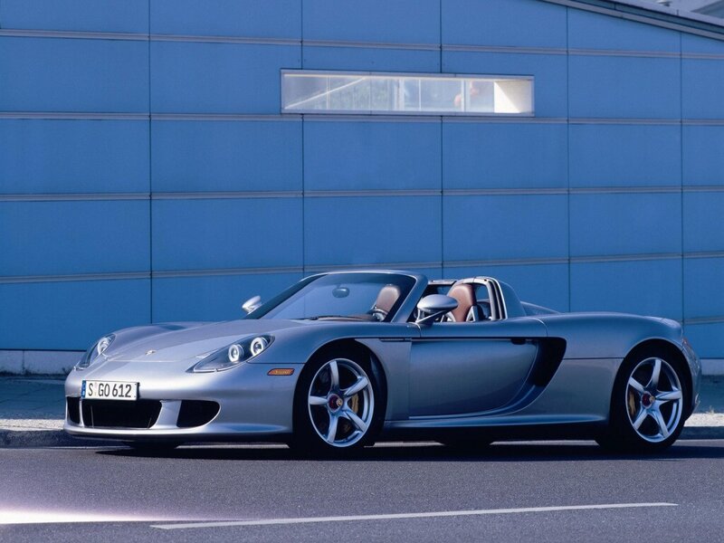 Silver Porsche Carrera GT