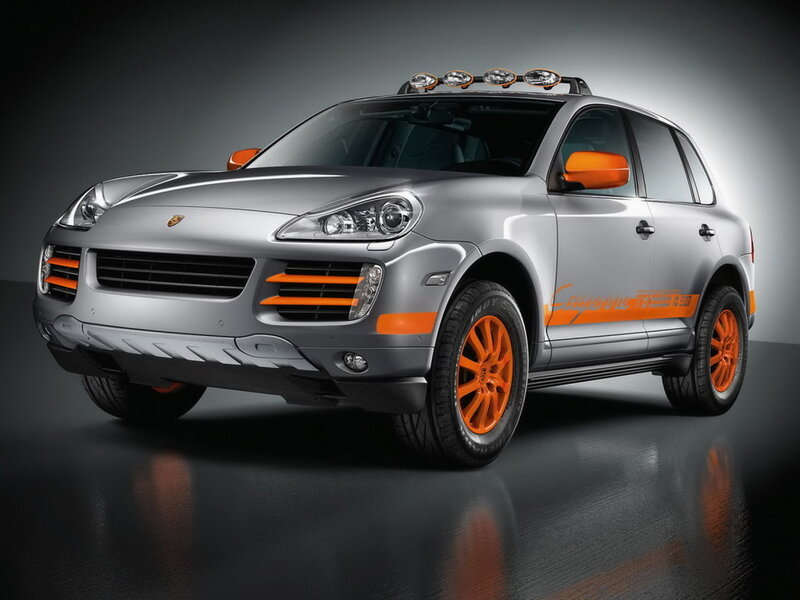 Silver Porsche Cayenne — Dramatic
