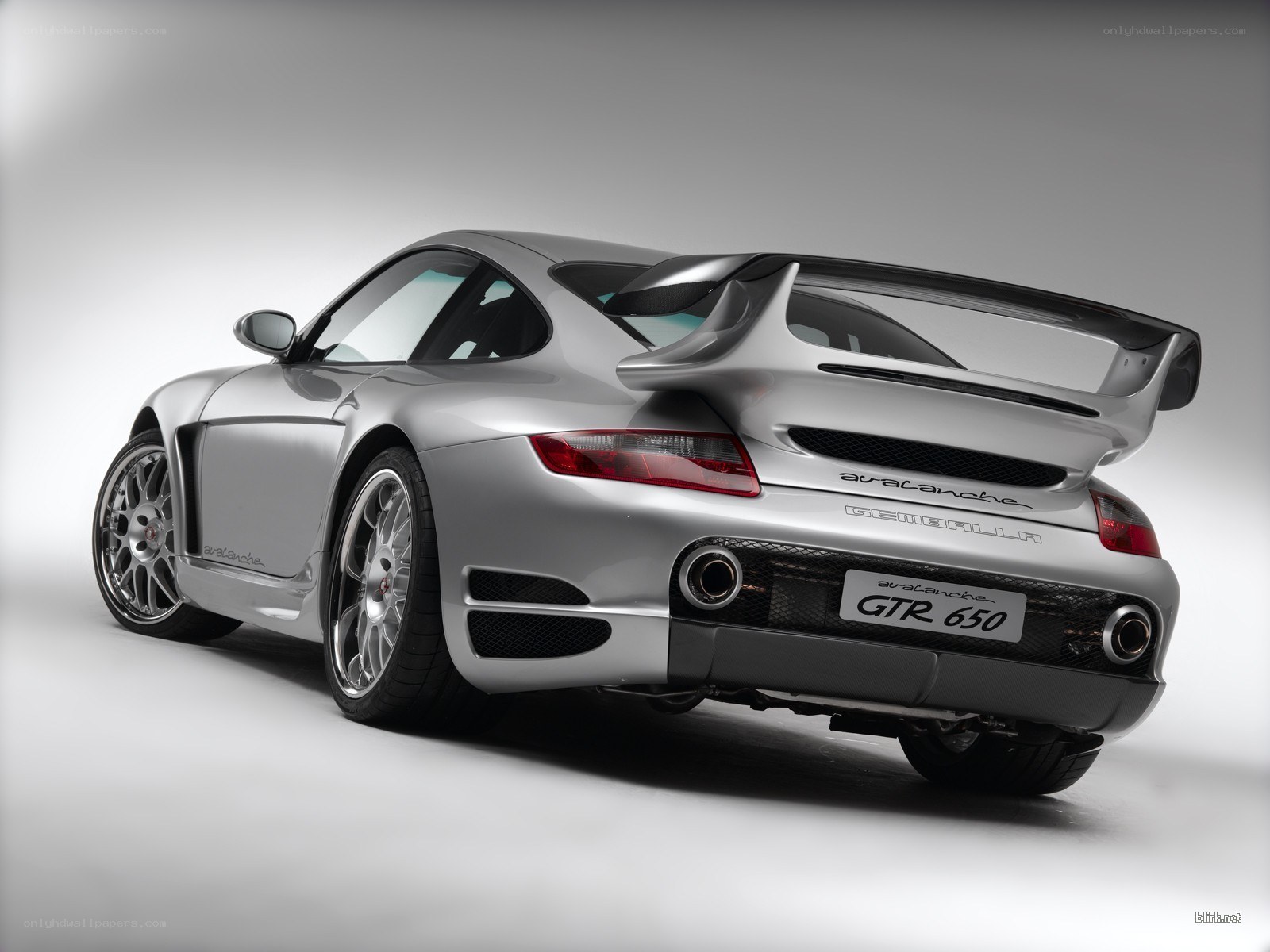 silver porsche gtr 650