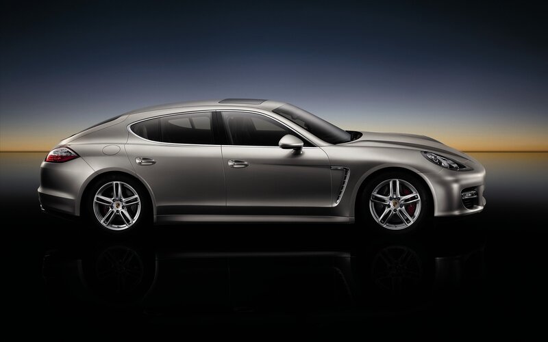 silver porsche panamera