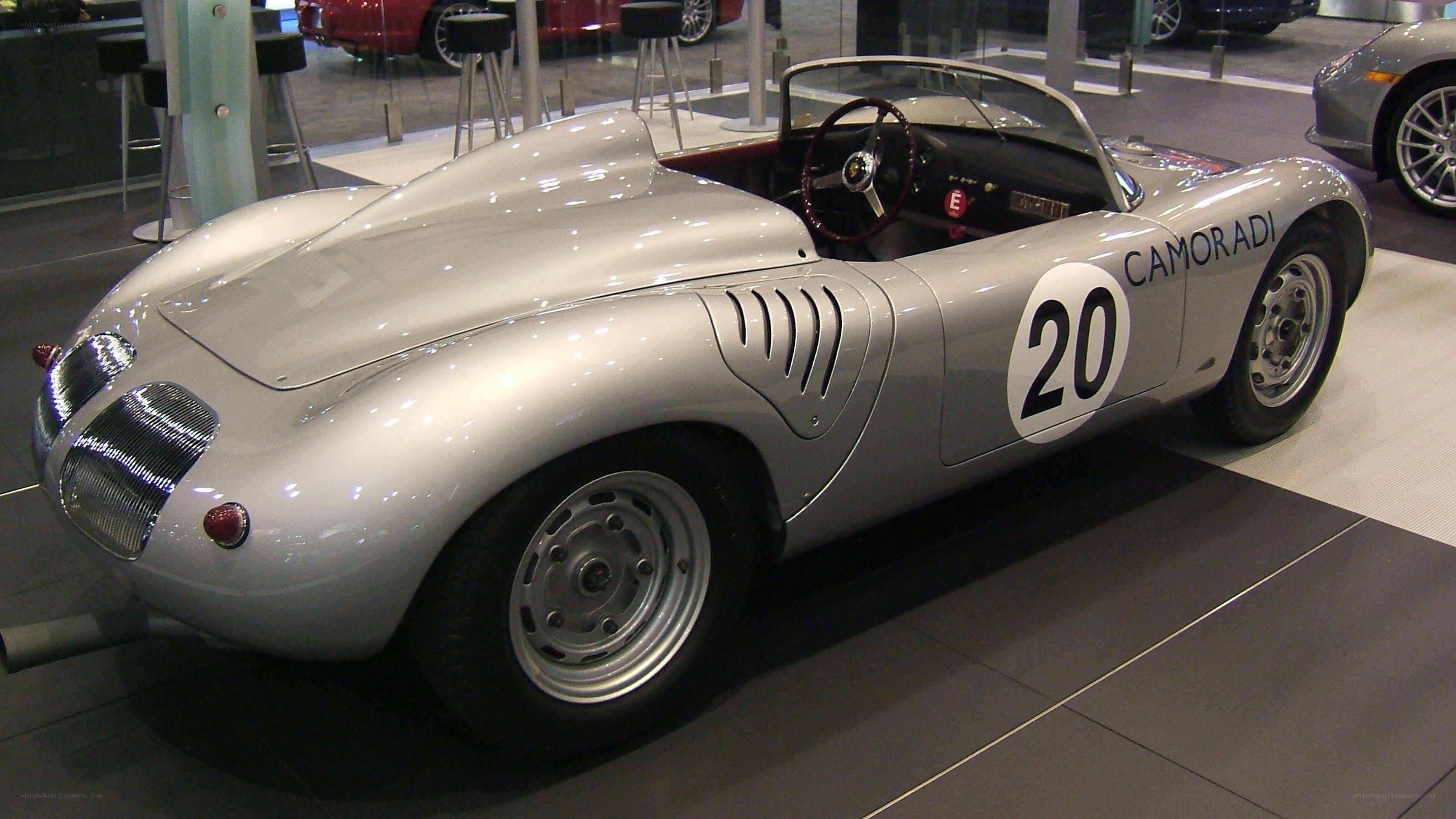 Silver Porsche race car