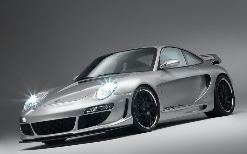 silver porsche sports car