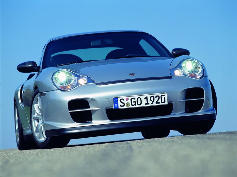 silver porsche sports car