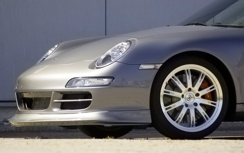 silver porsche sports car
