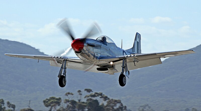 Silver Propeller Plane — Gray, Dynamic, Afternoon