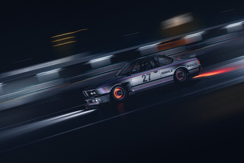 Silver Race Car — Black, Dynamic