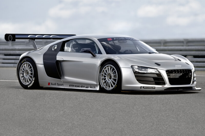 Silver Race Car — Dynamic, Photograph