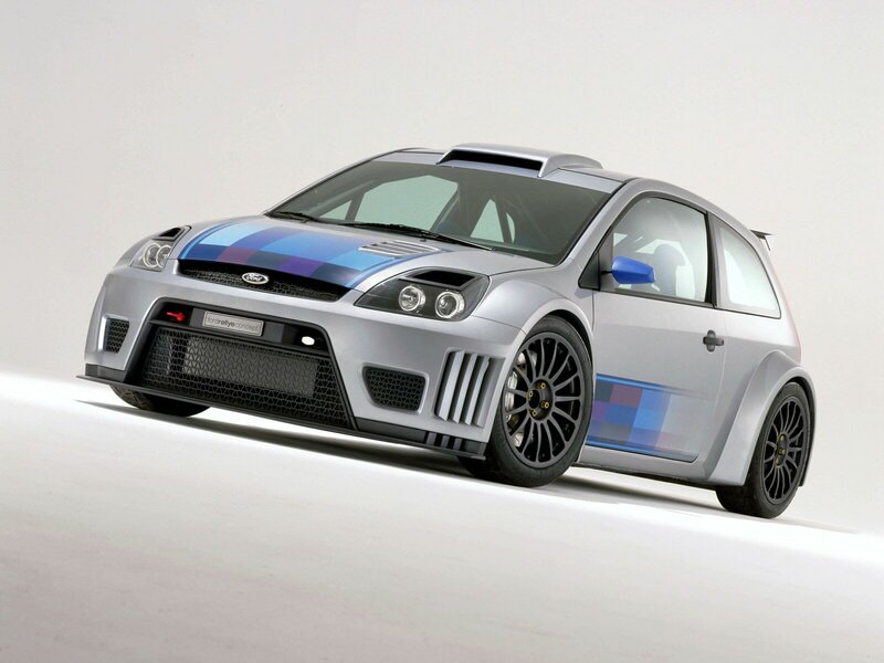Silver Rally Car — Neutral