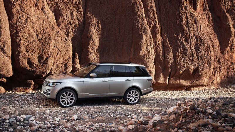 Silver Range Rover — Dramatic, Afternoon, Photograph