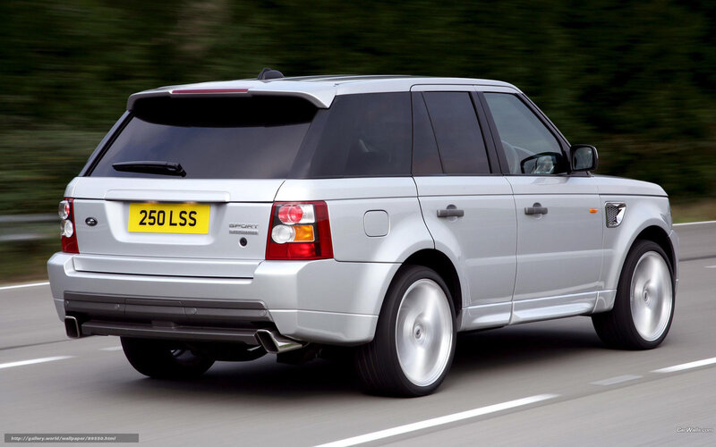 Silver Range Rover — Dynamic