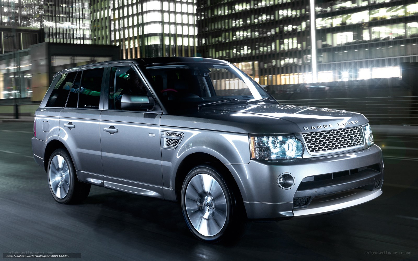 Silver Range Rover in city