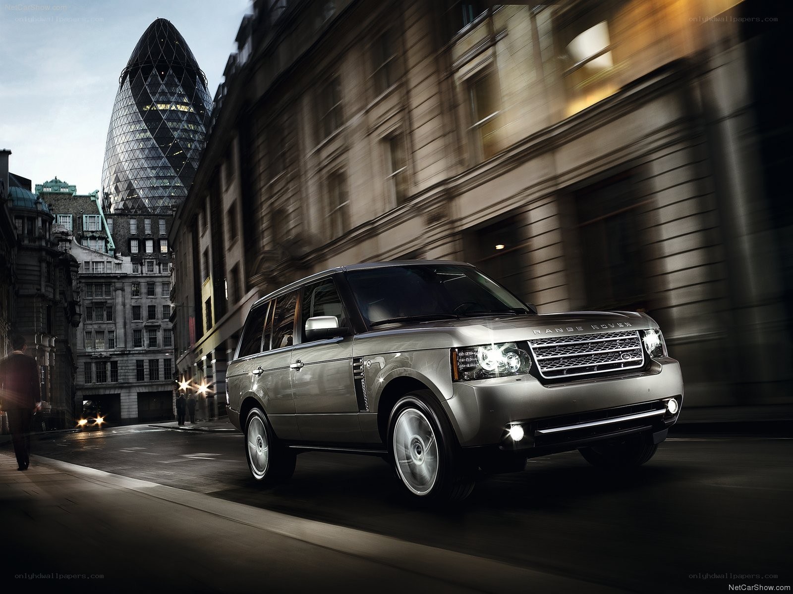 Silver Range Rover in London