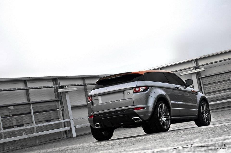 silver range rover suv