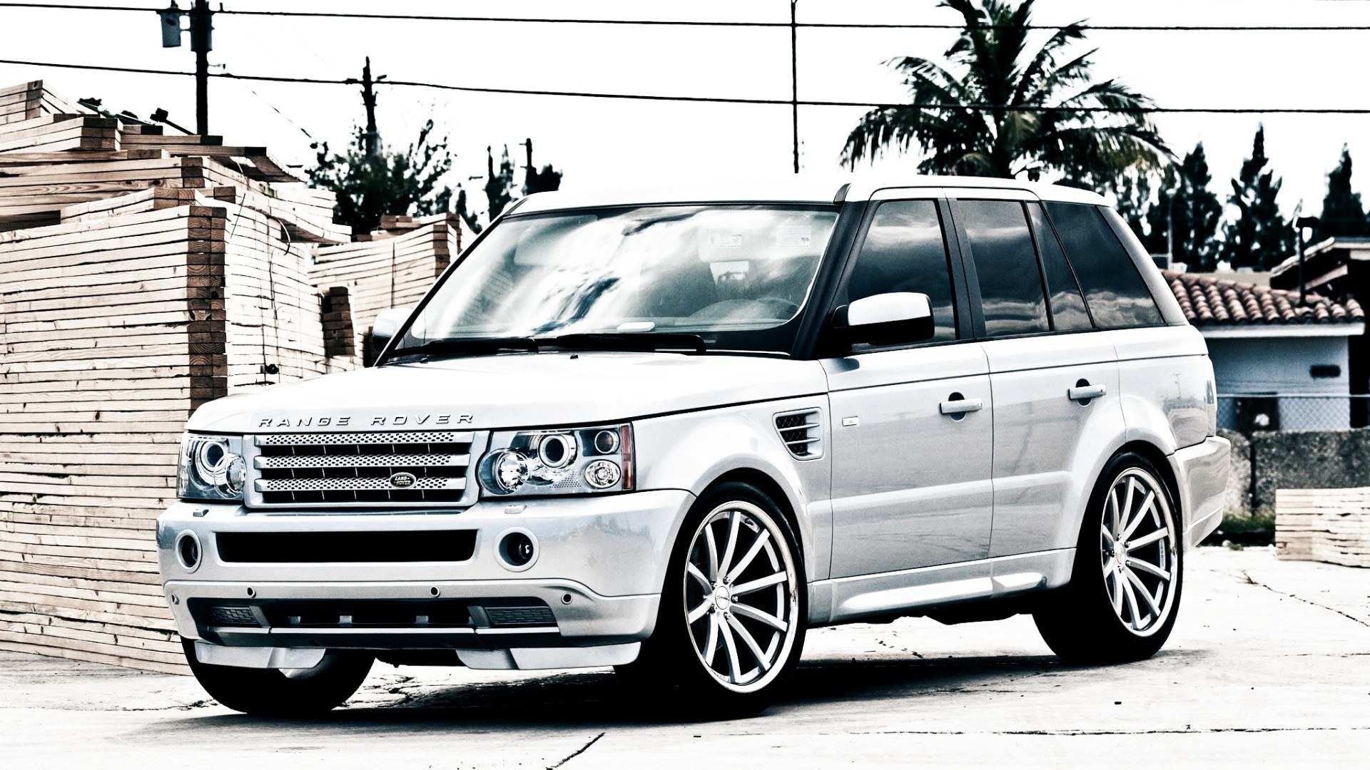 silver range rover suv