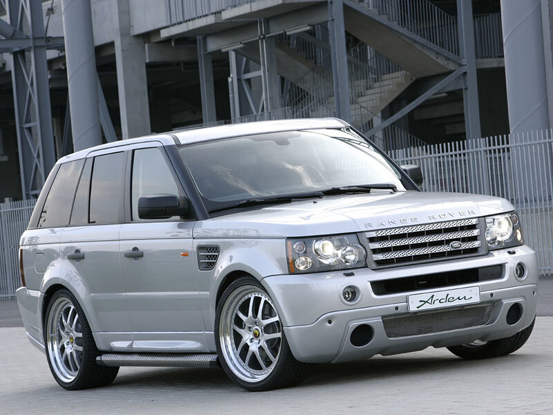 Silver Range Rover Suv — Neutral, Afternoon