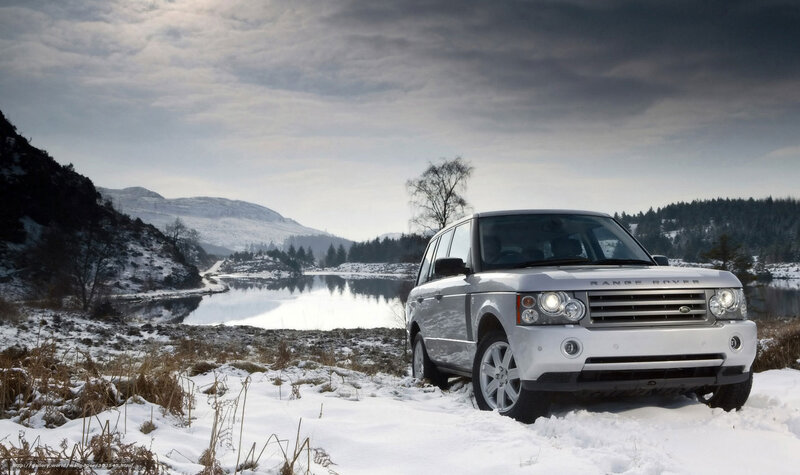 Silver Range Rover — White, Dramatic, Winter