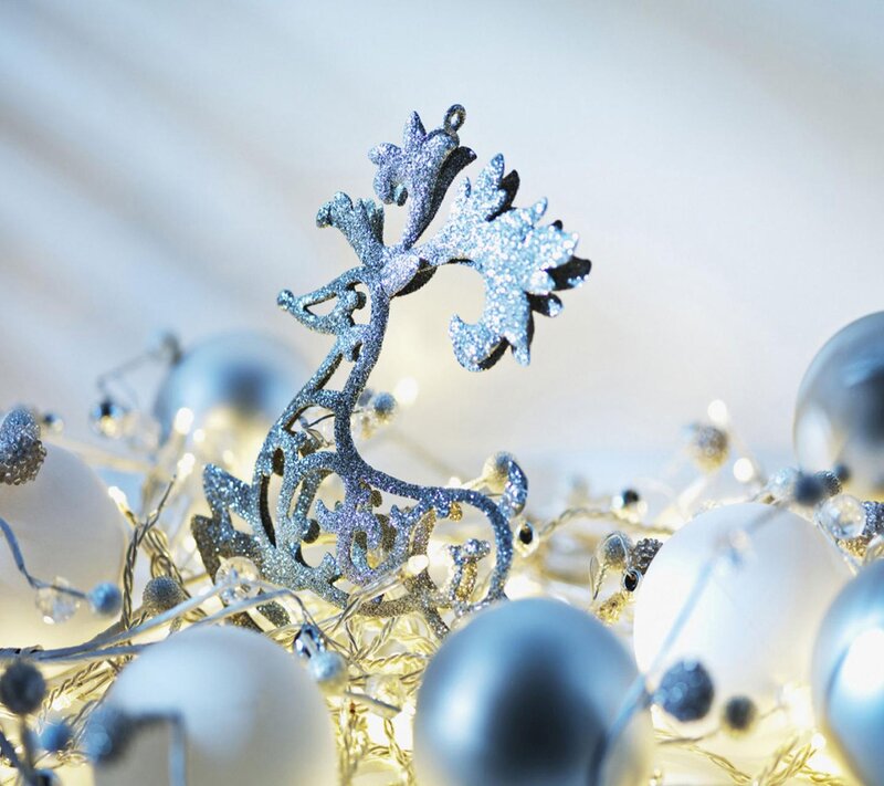 Silver Reindeer Ornament — Festive, Winter