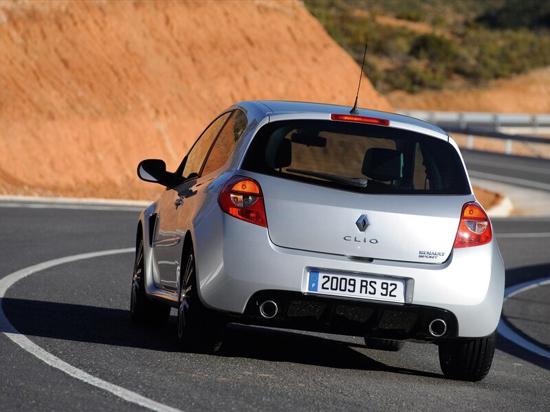 Silver Renault Clio Car