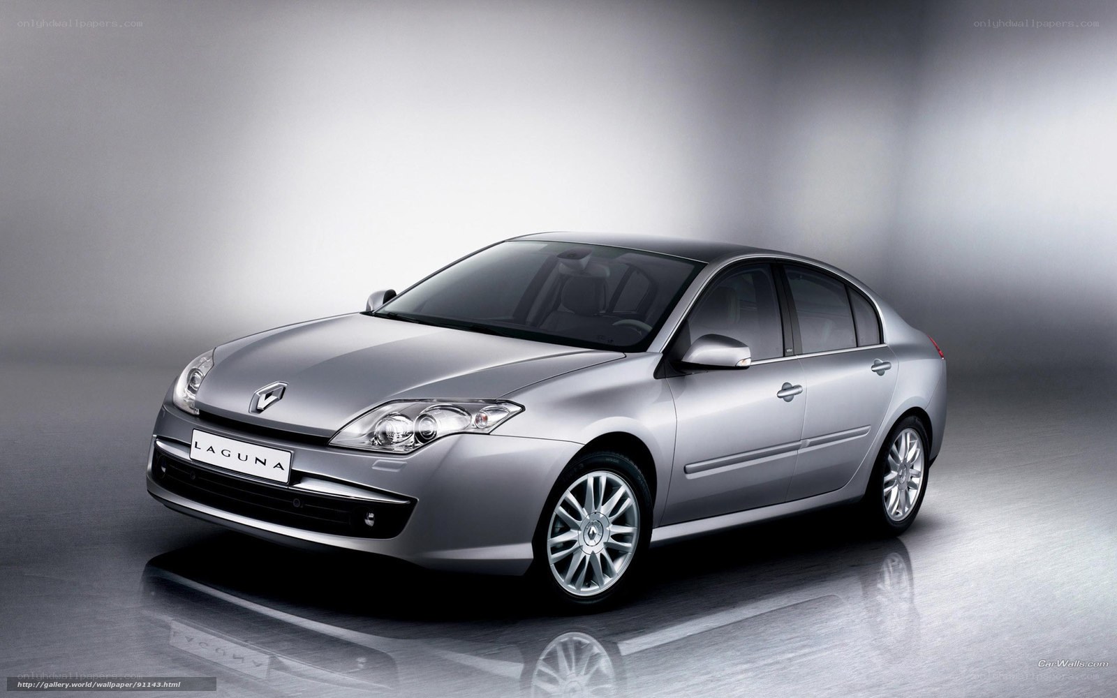 Silver Renault Laguna sedan