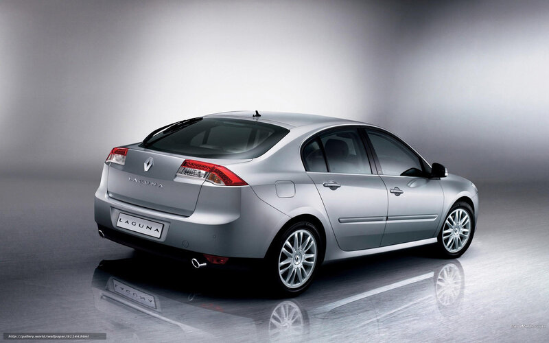 Silver Renault Laguna