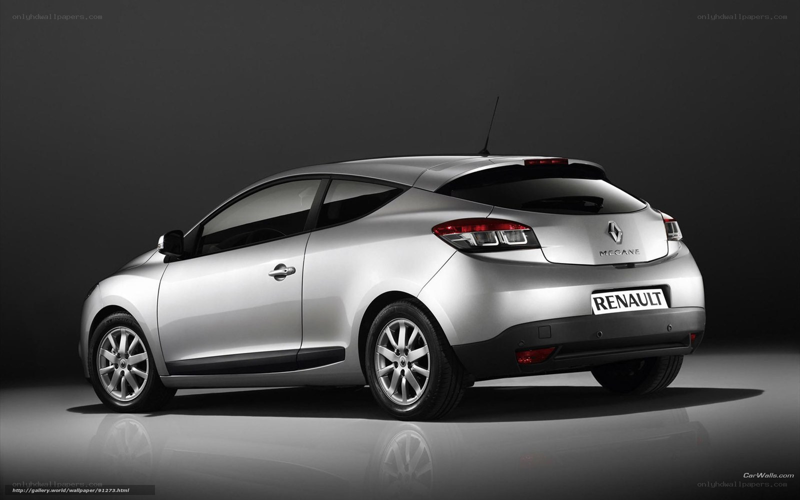 Silver Renault Mégane Coupe
