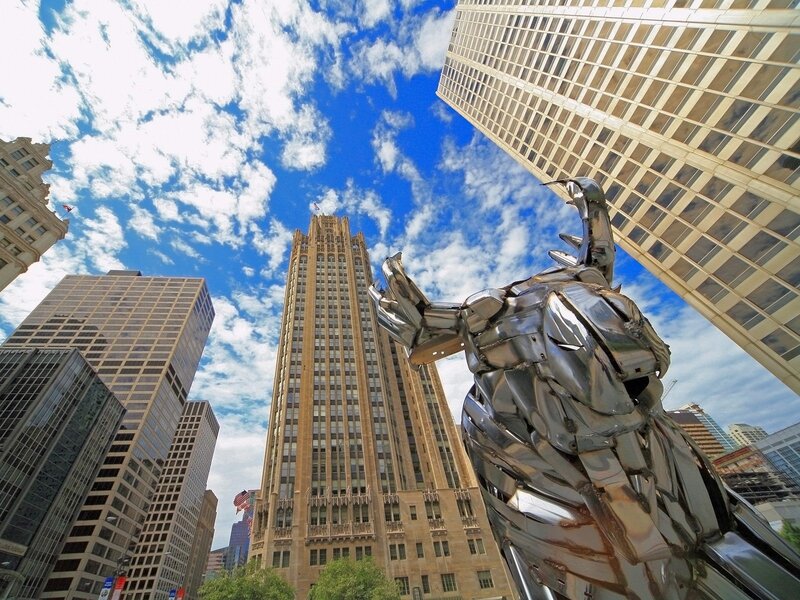 Silver Robot Sculpture — Dramatic