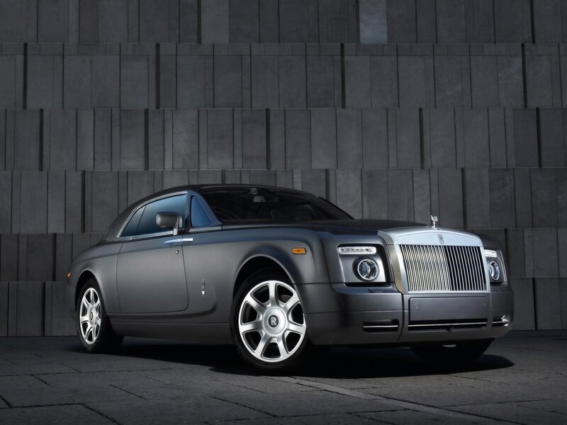 Silver Rolls-Royce Coupe — Gray