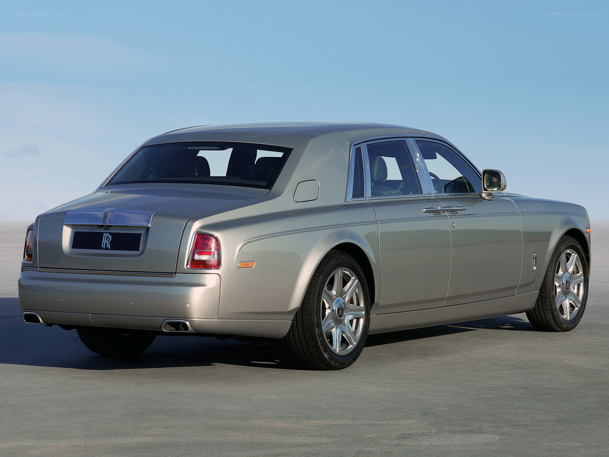 silver rolls-royce phantom