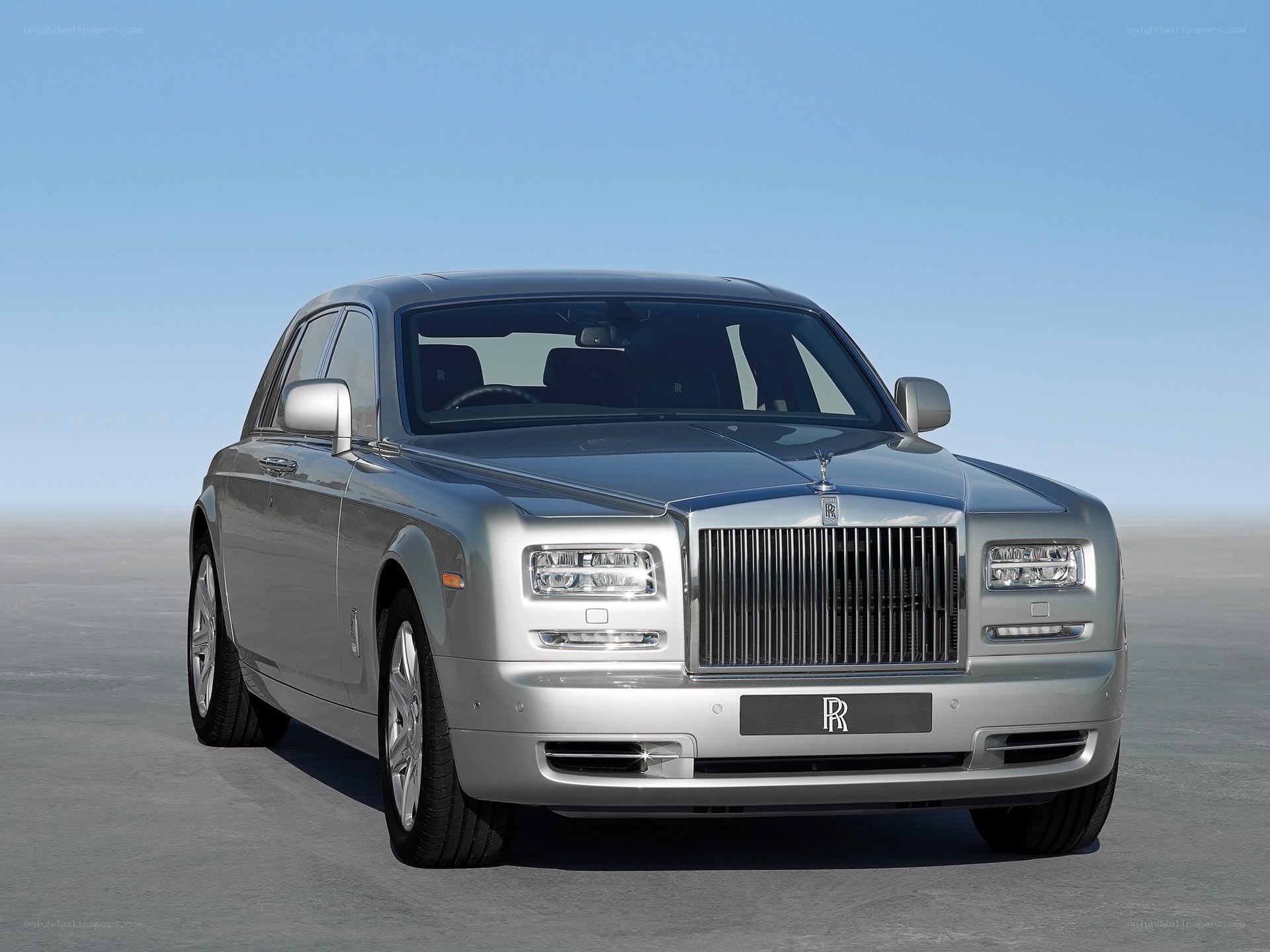 Silver Rolls-Royce Phantom