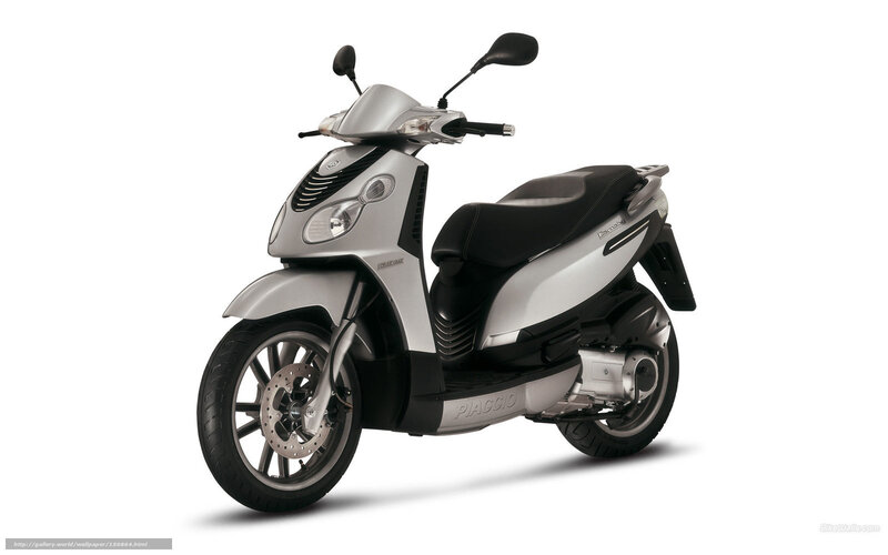 Silver Scooter — Neutral, Photograph, Seat, Mirrors, Headlight