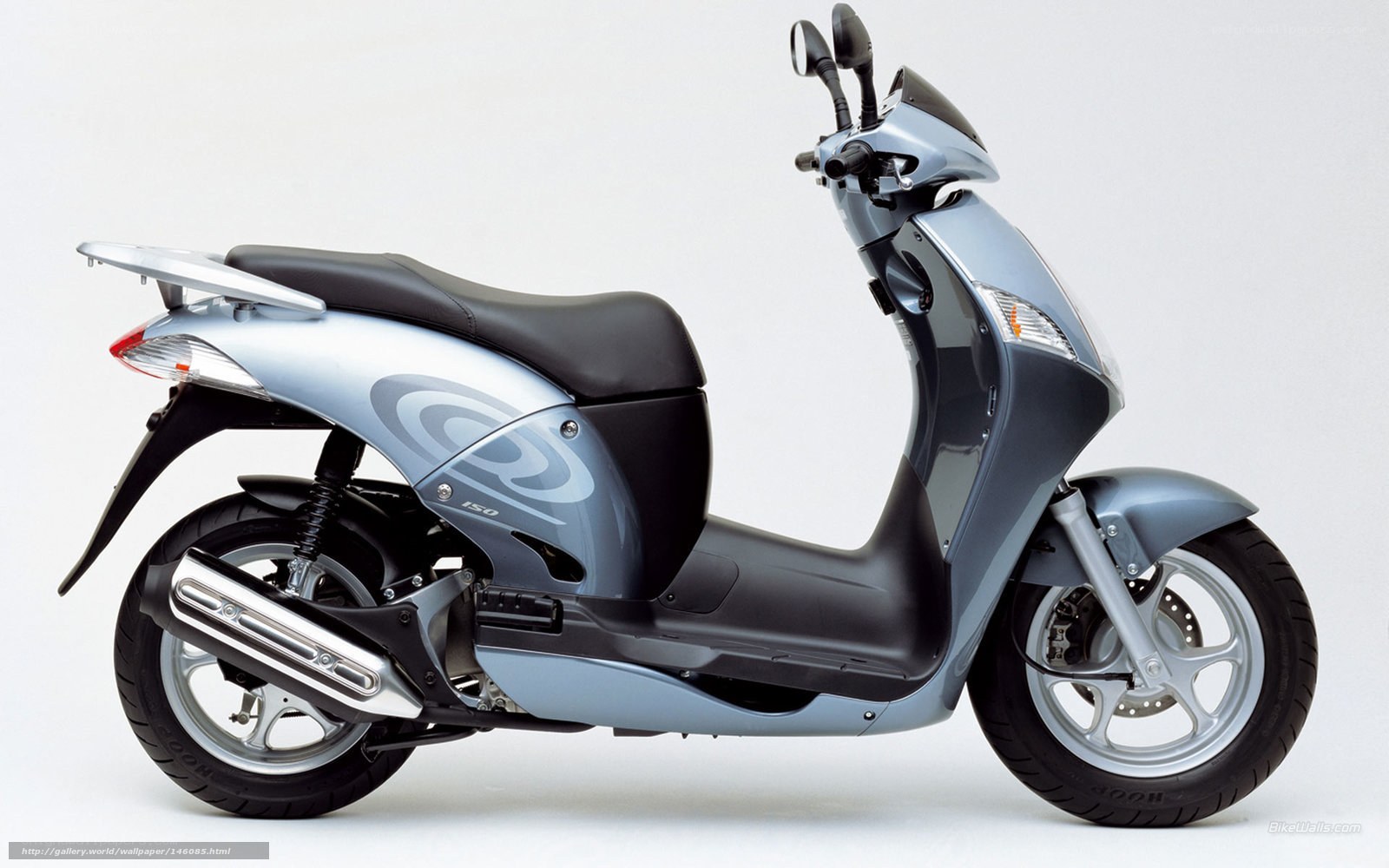 silver scooter side profile
