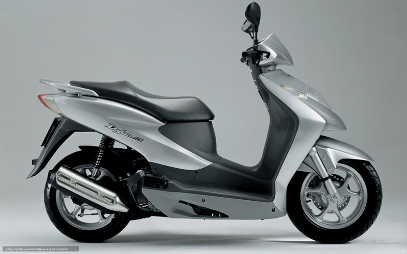 Silver scooter side profile