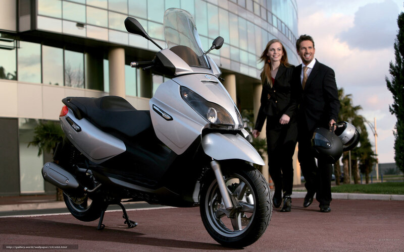 Silver Scooter with Couple — Professional