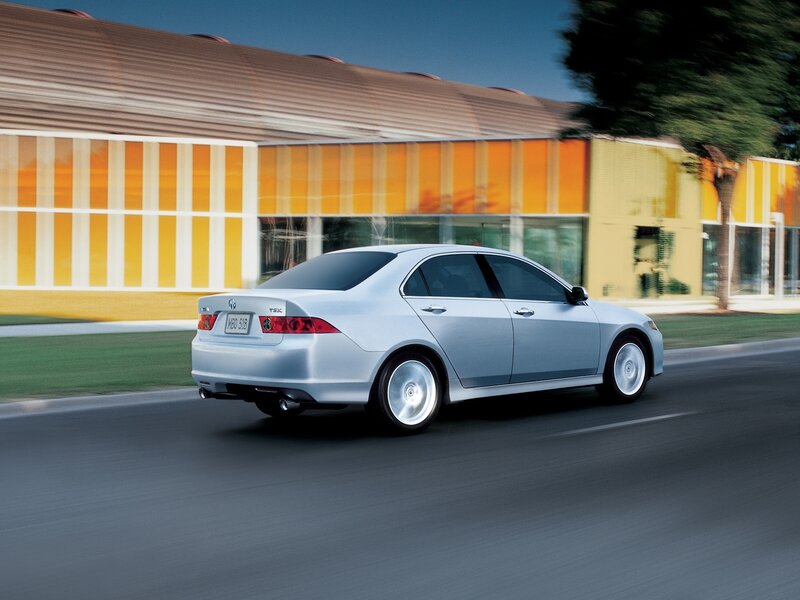 Silver Sedan Car — Dynamic, Afternoon, Photograph, Building, Tree