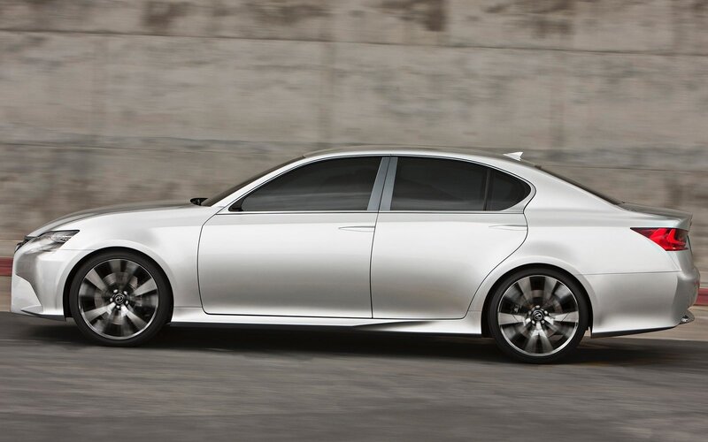 Silver Sedan Car — Dynamic, Photograph, Road