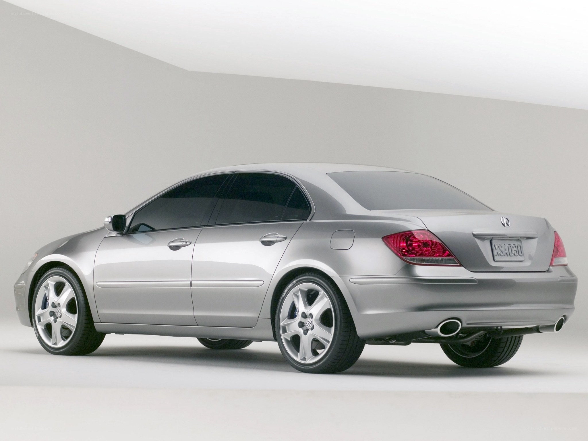 silver sedan rear view