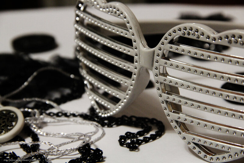 silver shutter shades and chains