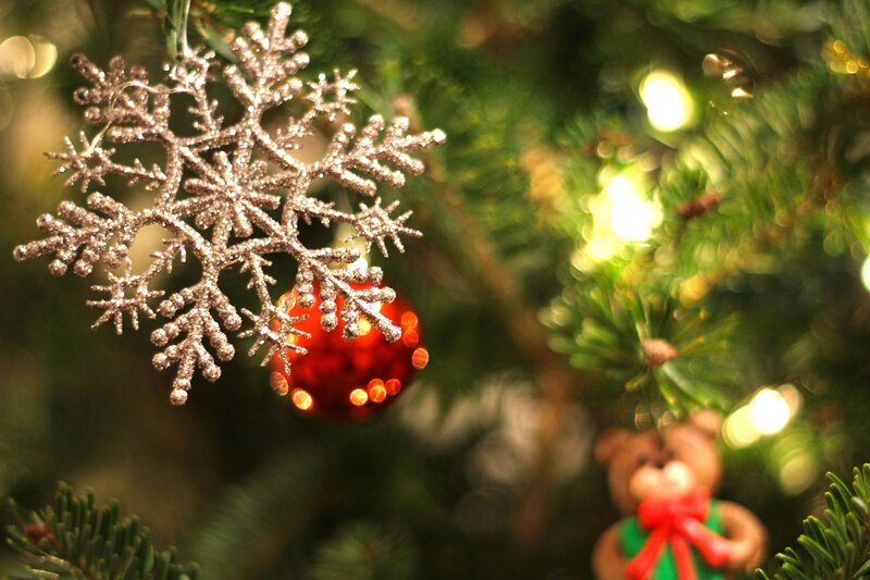 Silver Snowflake Ornament — Green