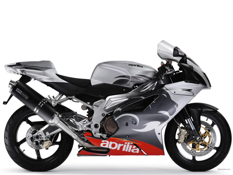 Silver Sport Motorcycle — Neutral, Photograph, Exhaust