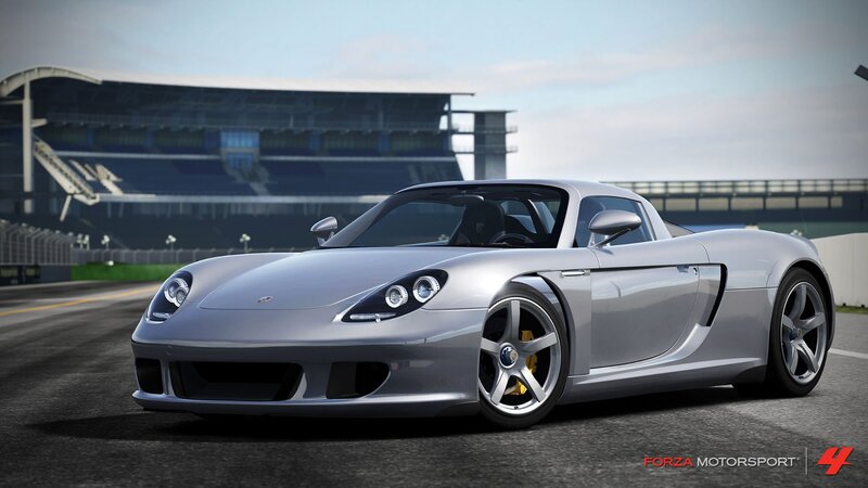 Silver Sports Car — Calm, Afternoon, 3d Render, Race Track