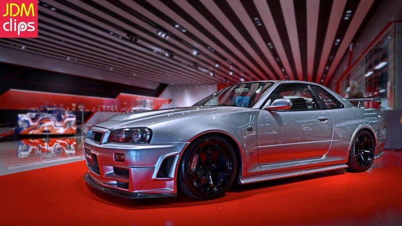 Silver Sports Car — Dramatic, Photograph, Car Show