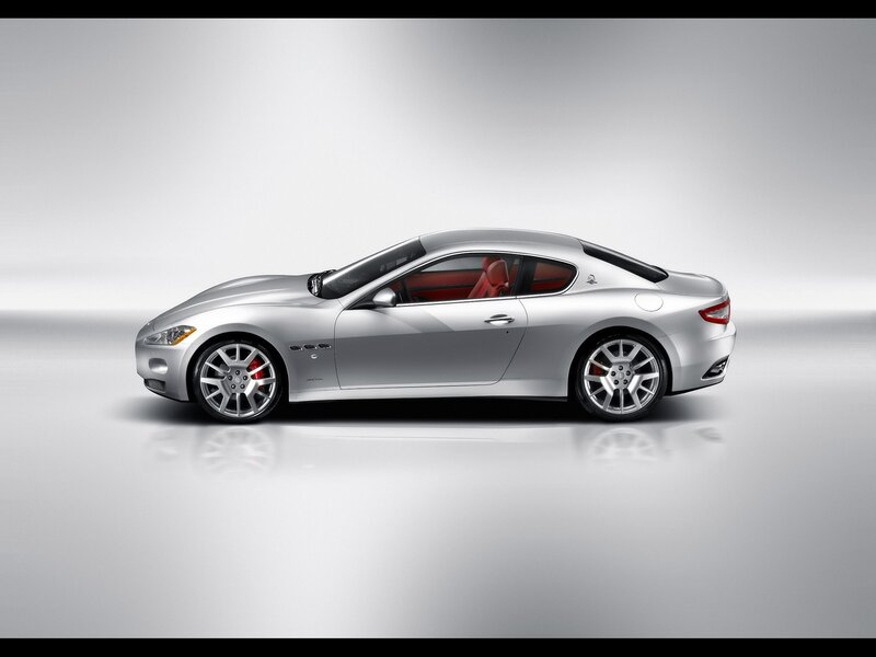 Silver Sports Car — Neutral, Photograph, Red Seats, Alloy Wheels