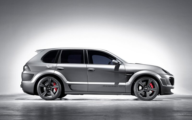 silver sports utility vehicle
