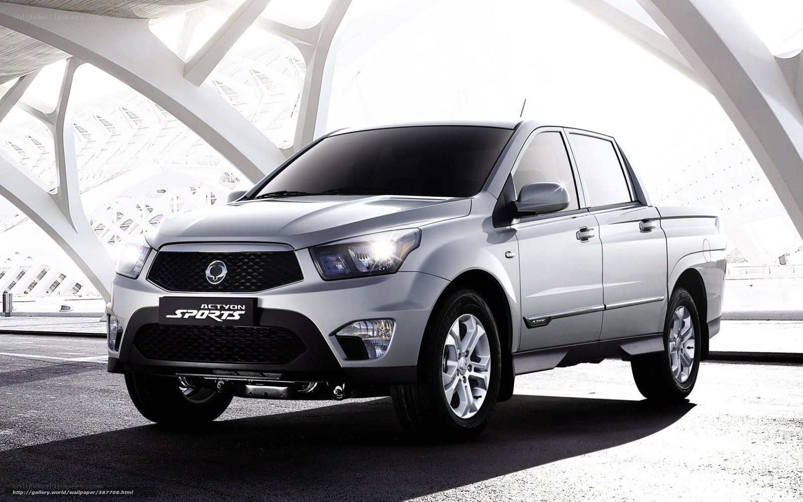 Silver SsangYong Actyon Sports