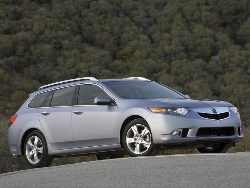 Silver Station Wagon — Gray, Calm, Afternoon, Photograph