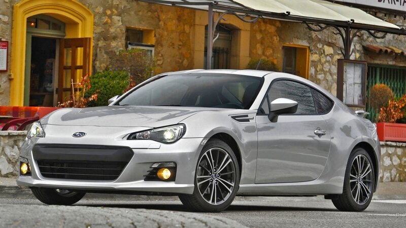 silver subaru brz coupe