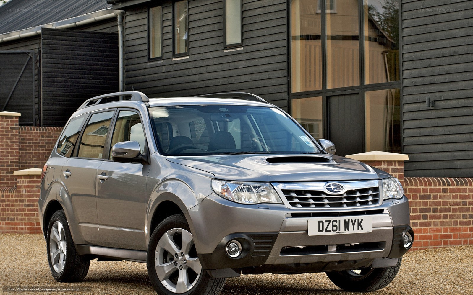 silver subaru forester suv